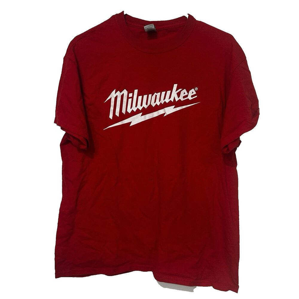 Milwaukee Men's Unisex T-Shirt Large L Red Short Sleeve Graphic Logo Cotton